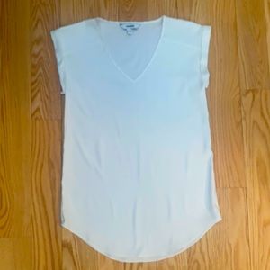 Express V-neck Tee